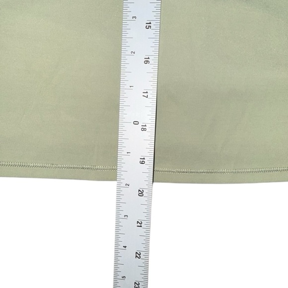 ATHLETA FAIRWAY HIGH RISE 16” GOLF SKORT - 2X Eucalyptus Olive - Picture 6 of 9